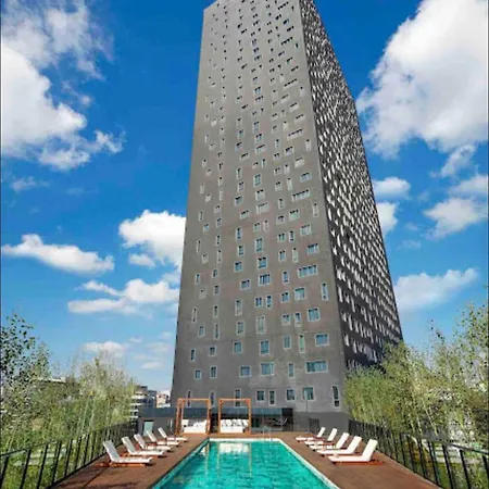 Take Me Apartment *