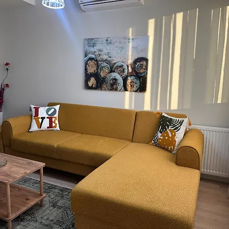 Apartment Take Me