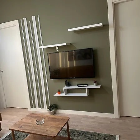 Apartment Take Me *